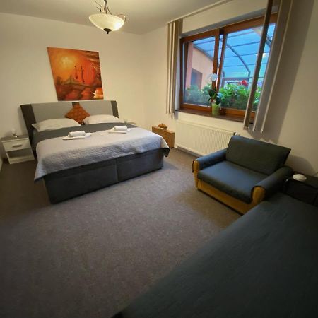 Brezno 2 Izbovy Apartman Sabi Exterior photo